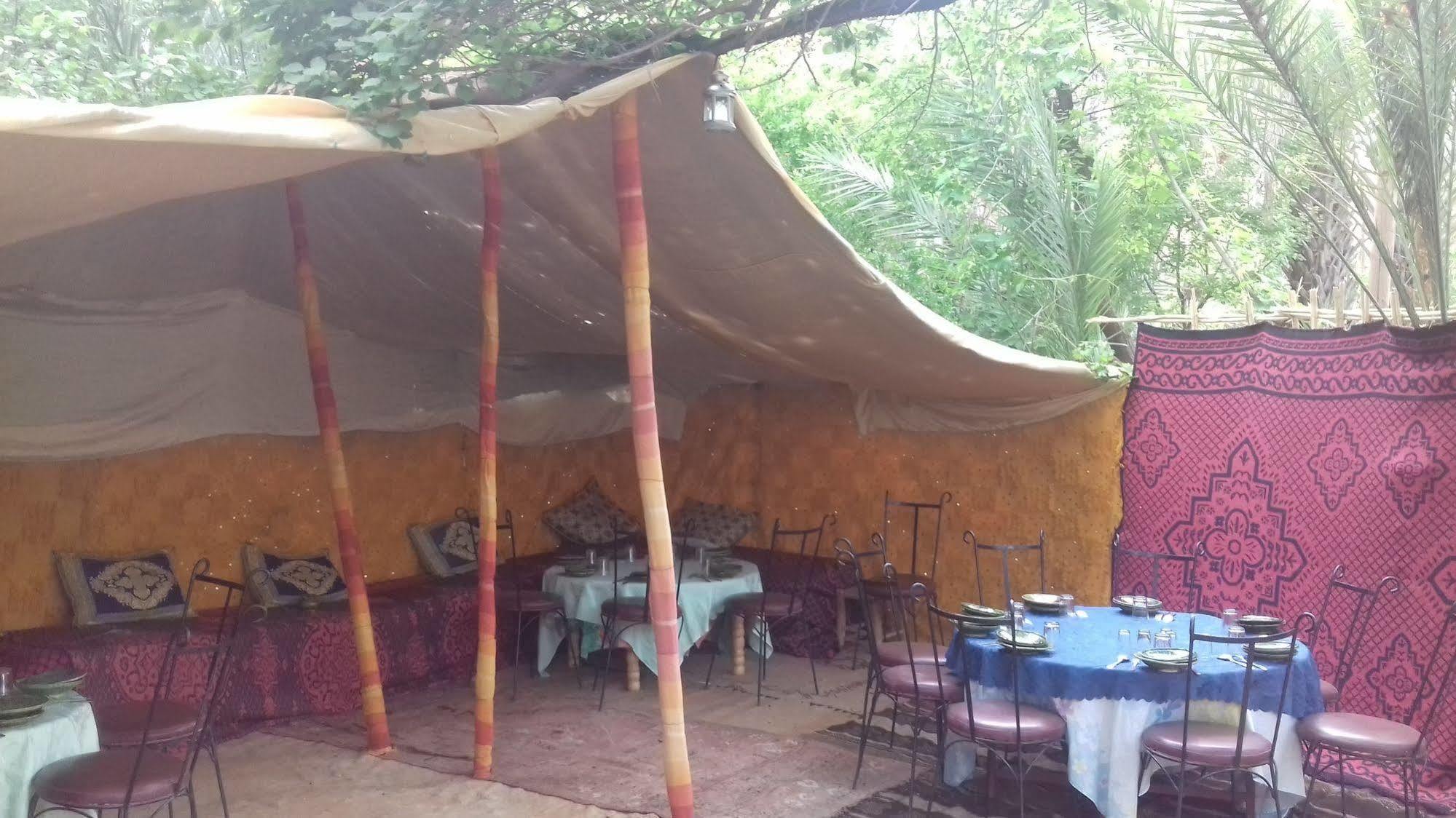 Auberge Restaurant TISSILI  Oasis de Fint Exterior foto